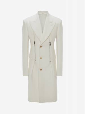 アレキサンダー・マックイーン、2022年春夏プレコレクションこだわりのテーラードアイテムをご紹介