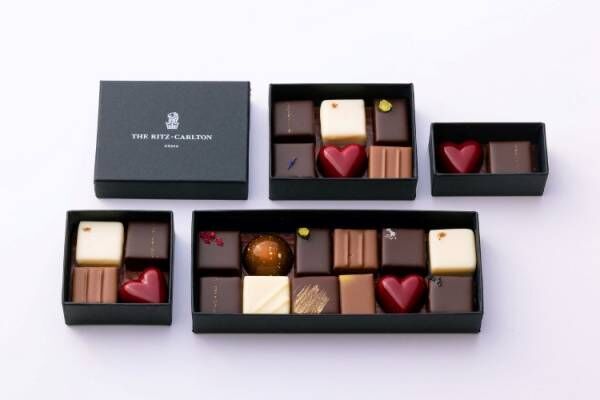 ザ・リッツ・カールトン大阪のバレンタインは、贅沢な4段仕立ての「ジュエリーチョコレートボックス」