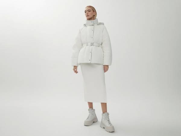 カナダグースから100％リサイクルナイロンを使用した「HUMANATURE」コレクションが登場