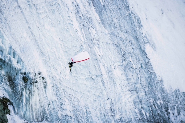 タグ・ホイヤーが「アクアレーサー プロフェッショナル200」を発表。幅広く活躍できるラグジュアリーツールウォッチ