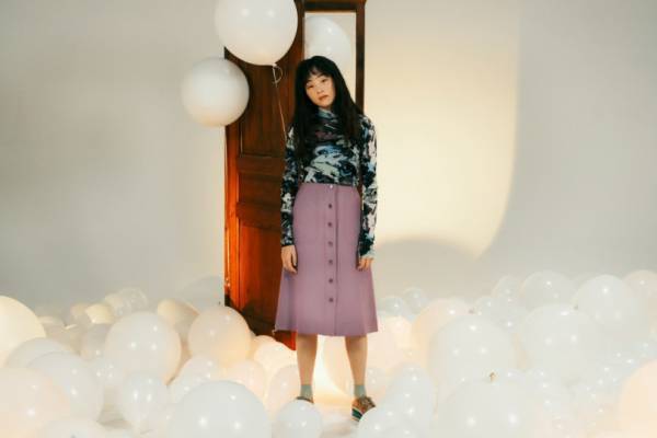 ヴィヴィアンタム 2022年春夏、モトーラ世理奈とTSUGUMIが着る新作ルック。特別なムービーも公開