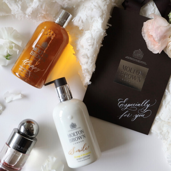 エリザベス女王が愛用するフレグランスブランド「モルトンブラウン」のすべてを公開する展示イベントが南青山で開催