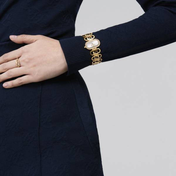 あなたの大切な人へ想いを届ける、フェンディ「オーロック」コレクション