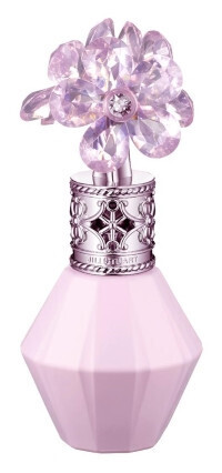 ジルスチュアート ビューティからひときわ華やかな八重桜をイメージした春限定の「サクラブーケコレクション」が登場