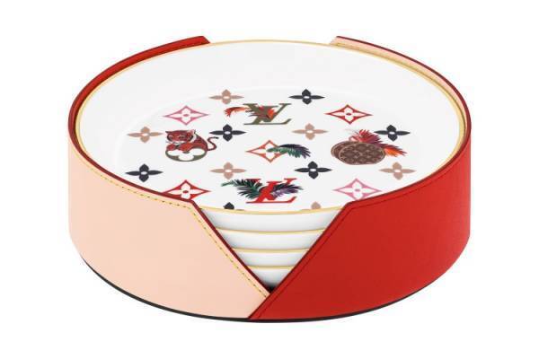 ルイ・ヴィトンから今年の干支「寅」をモチーフにしたジグソーパズルや陶器製のカップが登場