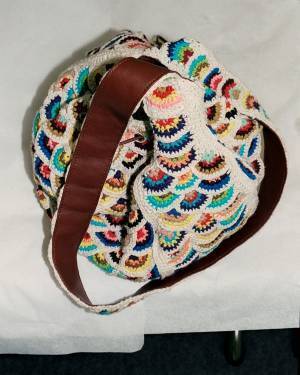 クロエ 銀座店で今季のコレクションに用いられたハンドクラフト技法を学ぶワークショップを開催