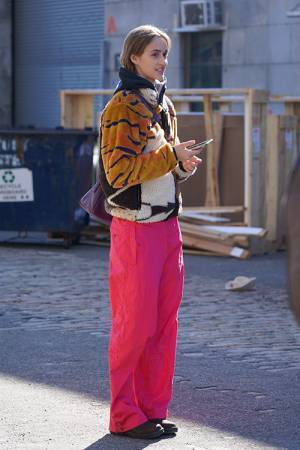 オフランウェイはY2Kスタイル! 2022年秋冬NYファッションウィークのオシャレ業界人スナップ【From cities 世界の都市に憧れて vol.29】