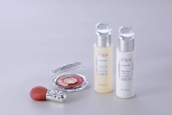 ジルスチュアート ビューティがイセタン メイクアップ パーティ 2022でブランド初となる店舗限定色を発売