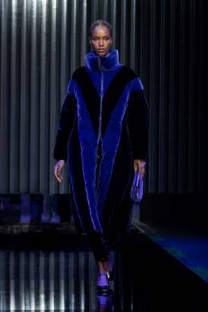 【ルック】ジョルジオ アルマーニ 2022-23秋冬 メンズ＆ウィメンズ コレクション