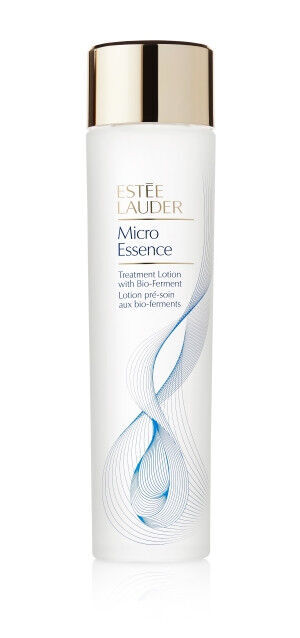 エスティ ローダーのベストセラー化粧水「マイクロ エッセンス ローション」が8年ぶりにアップグレード