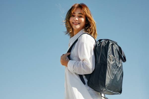 レスポートサックの超軽量シリーズがリニューアル! 生地の耐久性向上と収納部分の機能面がさらに充実