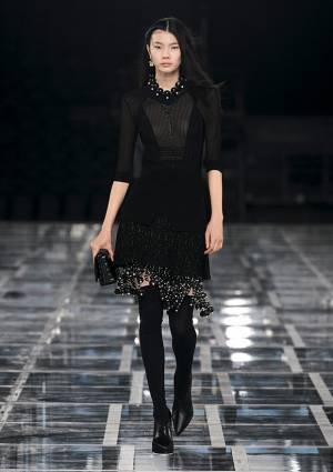 【ルック】ジバンシィ 2022年秋冬 ウィメンズ&メンズ レディ・トゥ・ウエア コレクション