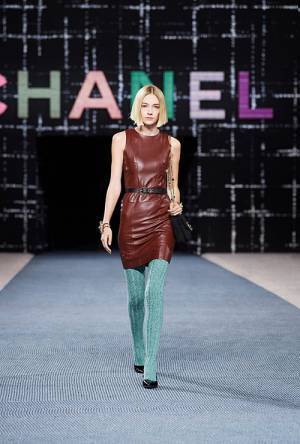 【ルック】シャネル 2022-23年秋冬 プレタポルテ コレクションを発表