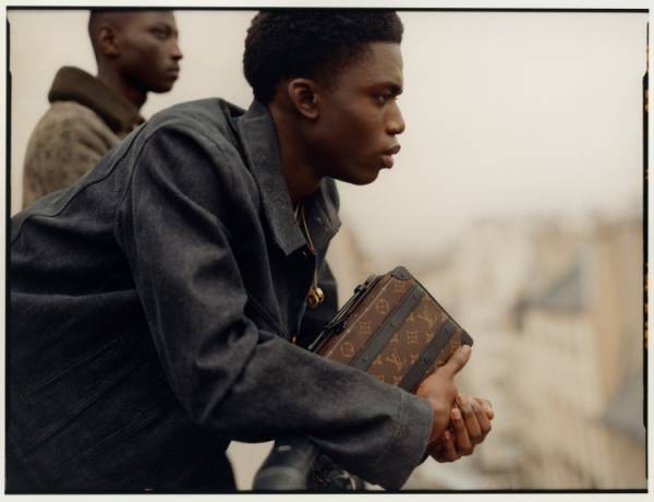 ルイ・ヴィトン「ハンドル・ソフトトランク」に新作が登場。メゾンのトランク作りの伝統と、現代の男性にふさわしい上品さを融合