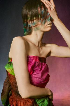 Our Fashion Story【vol.6_ドリス ヴァン ノッテン】フェスティバル・オブ・ラブ、喜びの共有、大胆な色と感情の爆発