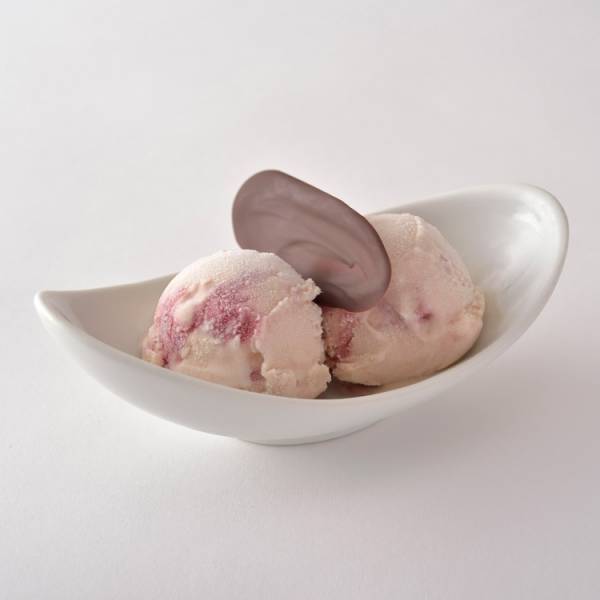 2022年春のテーマは「ストロベリー＆シャンパーニュ」。ピエール マルコリーニのカフェで楽しむ春の限定メニュー