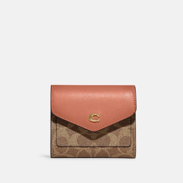 最強開運日と話題の3月26日に向けて、コーチで選ぶハッピーカラーの新作財布や革小物