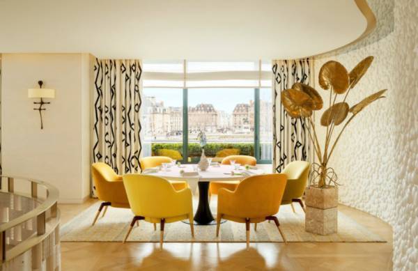 オープン半年で三つ星獲得。LVMHグループ傘下の五つ星ホテル、シュヴァル・ブラン パリのレストラン「プレニチュード」