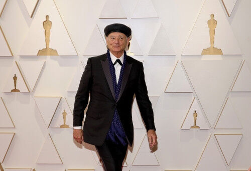 ディオールを纏ったメンズセレブリティ。ロサンゼルスで行われた第94回アカデミー賞のレッドカーペッドに登場