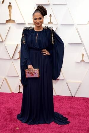 ルイ・ヴィトンを纏ったティモシー・シャラメらセレブリティが第94回アカデミー賞授賞式に登場