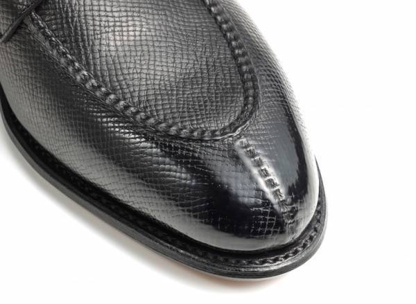 三陽山長からローファータイプの「弥七郎」を20年振りに復刻しアップグレードさせた『謹製 弥七郎』が登場