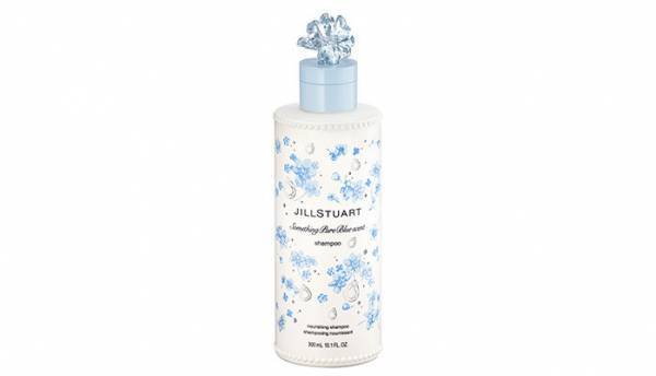 2022年は「幸運をもたらす祝福の雨」がテーマ。ジルスチュアートが「サムシングピュアブルー」コレクションを限定発売