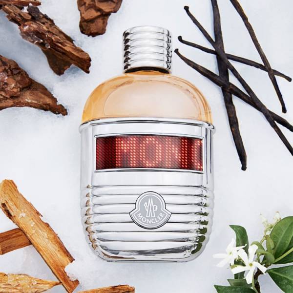 モンクレールが感性を探求するフレグランスのキャンペーン動画を公開。中国人モデルのマオ・シャオシンらが出演