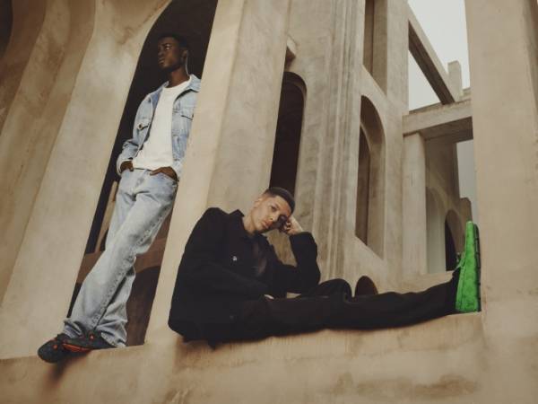 ヴァージル・アブローが手掛けた初のドライビングシューズ「LVドライバー・ライン ローファー」が登場