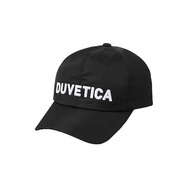 イタリア発のダウンジャケットの代名詞「デュベティカ」から新ロゴが描かれたキャップとハットが登場