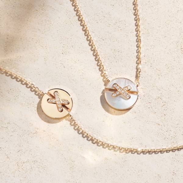 フランスを代表するハイジュエリーメゾン ショーメが「ペンダントフェア」を開催