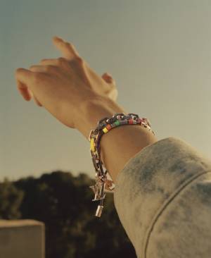 ルイ・ヴィトンからヴァージル・アブローが手掛けた新作アクセサリーとサングラスが登場