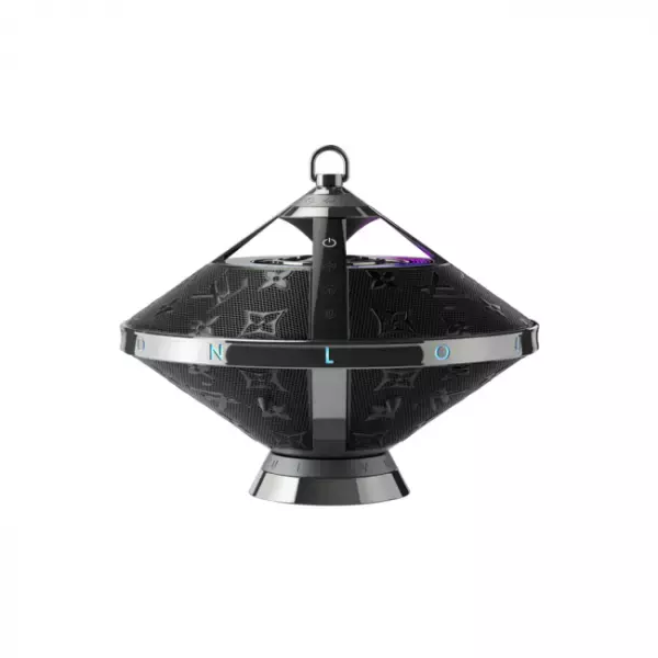 メゾンの都会的で機能性に優れたアイテムで日常をアクティブに! ルイ・ヴィトンで選ぶメンズバッグとガジェット