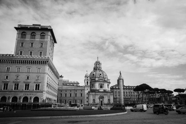 写真家・笠原秀信による旅をテーマにしたオンラインExhibition「THE ROAD」。第6弾はイタリア・ローマ（後編）