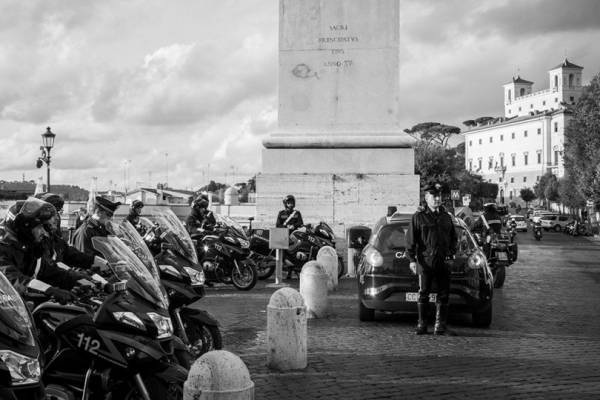 写真家・笠原秀信による旅をテーマにしたオンラインExhibition「THE ROAD」。第6弾はイタリア・ローマ（後編）