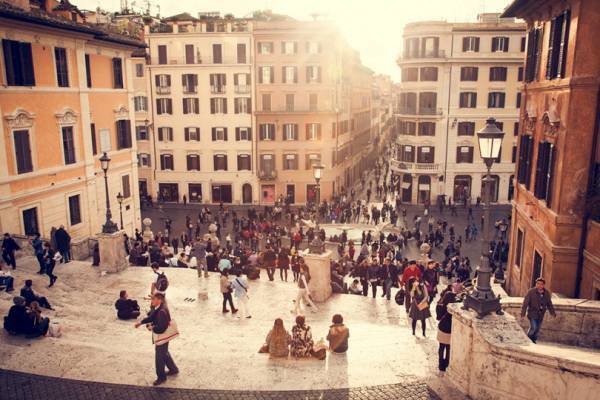 写真家・笠原秀信による旅をテーマにしたオンラインExhibition「THE ROAD」。第6弾はイタリア・ローマ（後編）