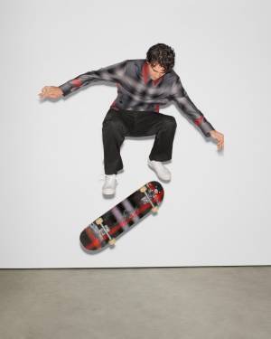 バーバリーが「ポップトレーディングカンパニー」とのコラボカプセルコレクションが日本先行ローンチ