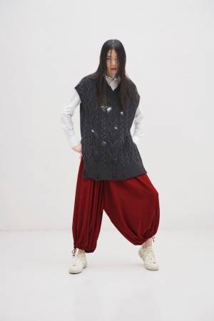 プレフォールのシックで遊びある端正なスタイルを完成、Y's 2022プレフォールコレクション