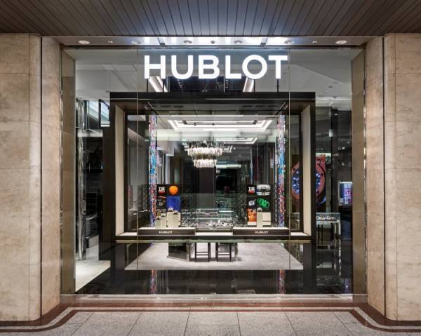 ウブロが国内7店舗目の直営ブティックとなる「ウブロ大丸梅田ブティック」をオープン