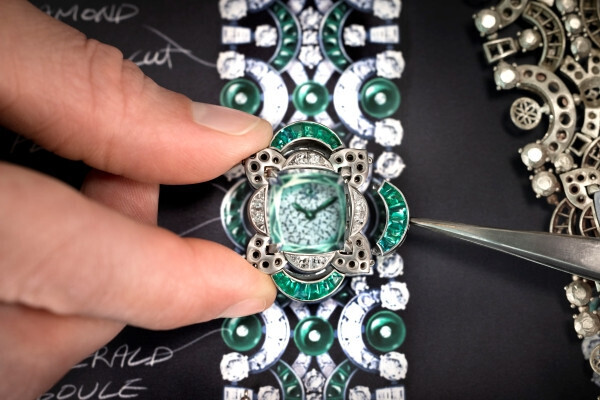 ブルガリ「ブルガリ エデン ザ ガーデン オブ ワンダーズ」にラグジュアリー ウォッチの頂点に立つタイムピースが誕生