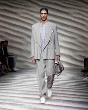 【ルック】ジョルジオ アルマーニがミラノで2023年春夏メンズコレクションを発表