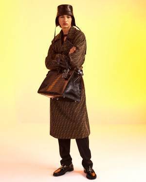 フェンディが2022-23年秋冬メンズ広告キャンペーンを公開。イタリア人アーティスト ニコ・ヴァシェラーリがクリエイティブディレクション