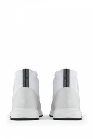 カナダグースからナイロン素材を使用した新作軽量フットウエアが登場