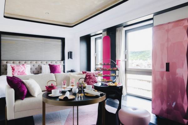 フォションホテル京都とパリ老舗フレグランスメゾン「CARON」がコラボしたスペシャルアフタヌーンティー＆ステイプラン