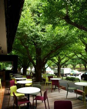 キハチの夏は桃づくし! 旬の桃と暑い夏にぴったりなひんやりグルメを提案