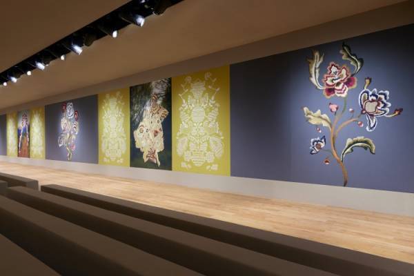 【ルック】ディオールが2022-23秋冬オートクチュール コレクションを発表