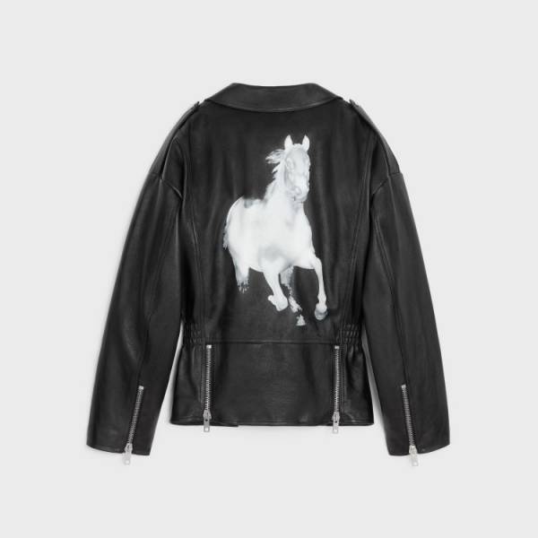 セリーヌ オム 22 WINTER コレクション 「BOY DOLL」をローンチ。イセタンメンズ他で先行発売