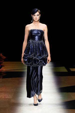 【ルック】パリ・オートクチュールにてジョルジオ アルマーニ プリヴェ 2022-23秋冬コレクションを発表