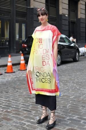 2022年夏のNYスナップ、最旬のサマードレスを着用したニューヨーカーにインタビュー「この夏どう過ごす?」【From cities 世界の都市に憧れて Vol.34】