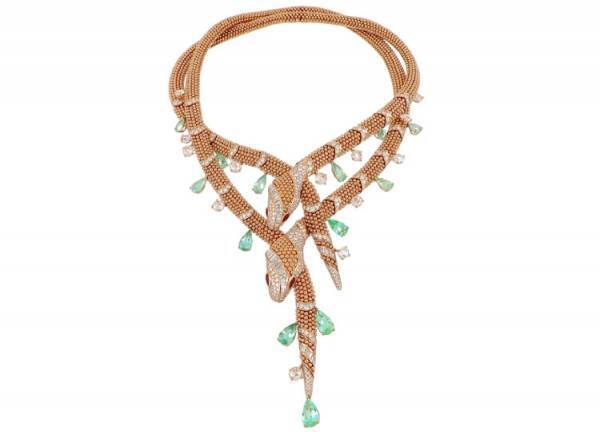 ブルガリを纏ったナオミ・キャンベルがヴァレンティノのオートクチュールショーに出席