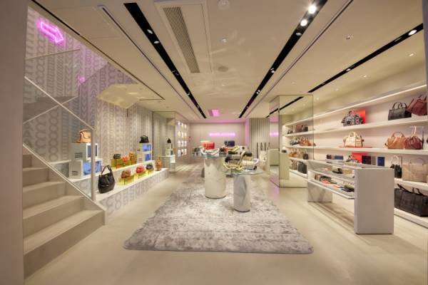 表参道にマーク ジェイコブスの旗艦店がオープン! 日本第一号の最新コンセプトストアとして誕生